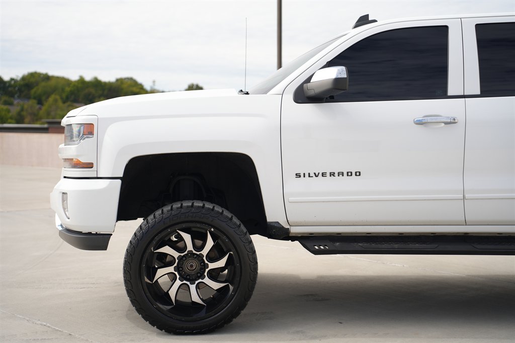 2016 Chevrolet Silverado - $14,900