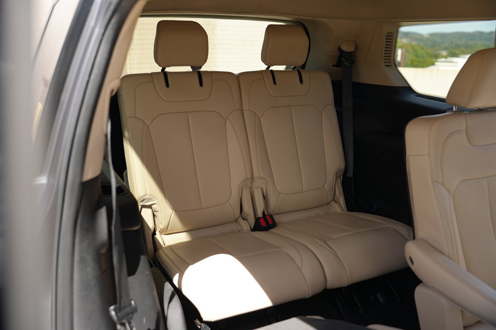 2021 Jeep Cherokee - $24,900