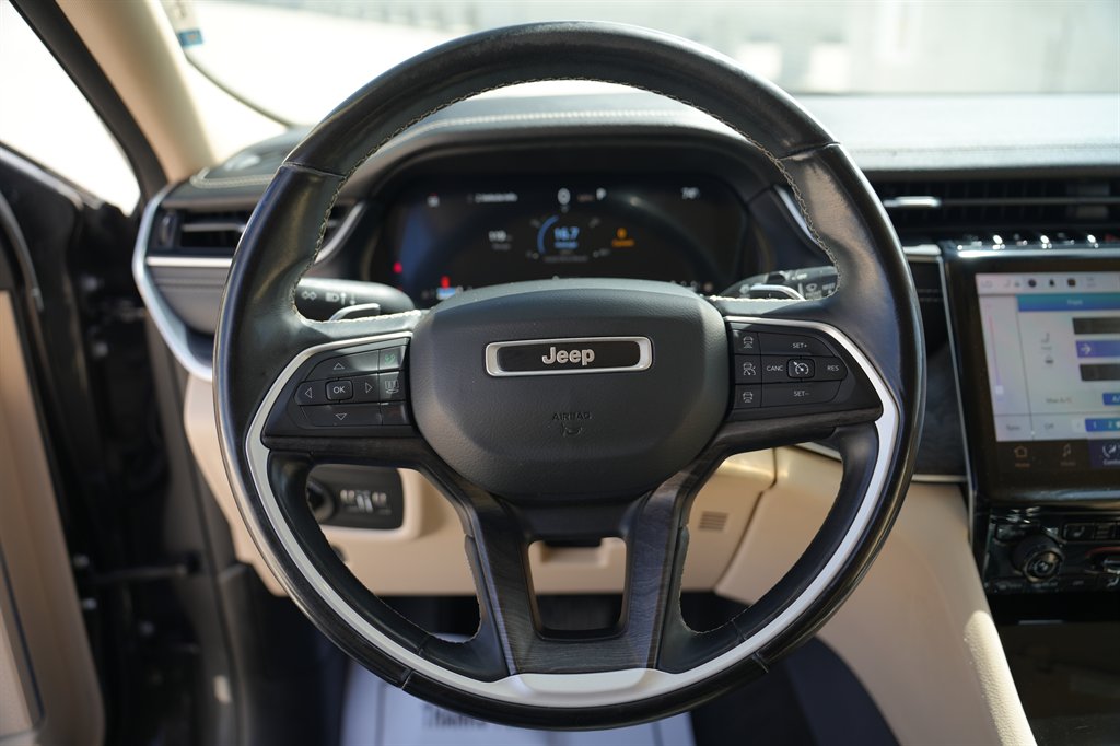 2021 Jeep Cherokee - $24,900