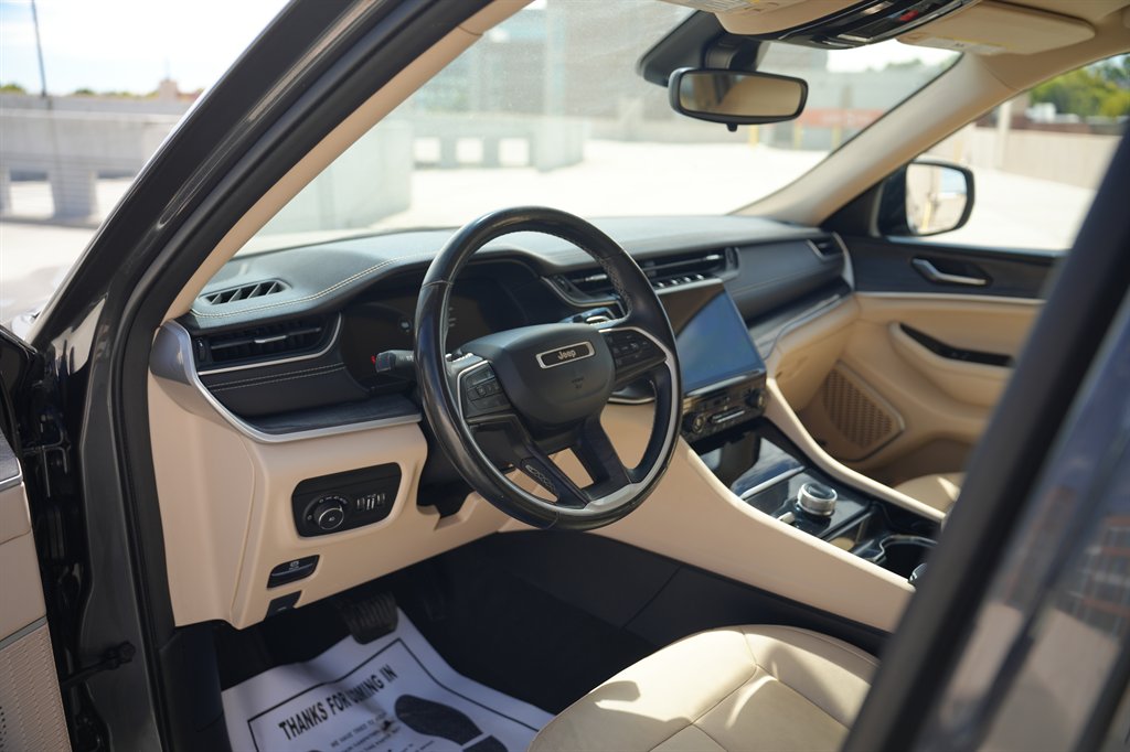 2021 Jeep Cherokee - $24,900