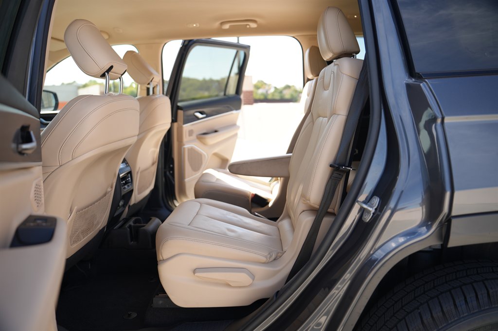 2021 Jeep Cherokee - $24,900
