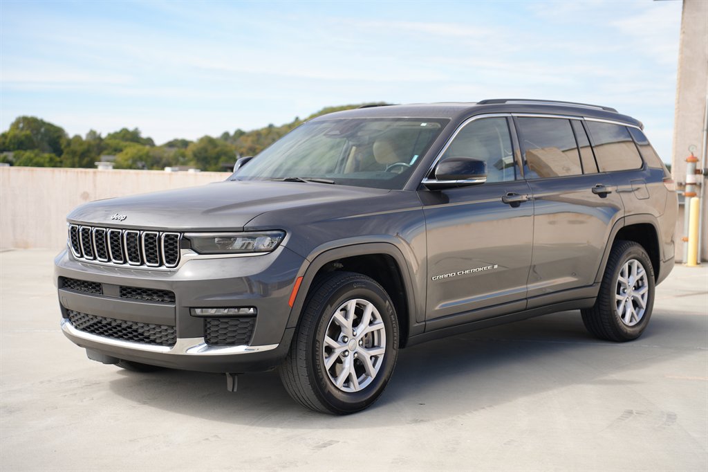 2021 Jeep Cherokee - $24,900