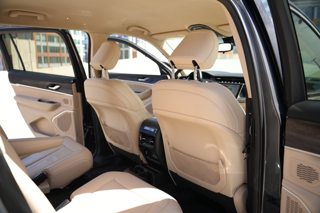 2021 Jeep Cherokee - $24,900