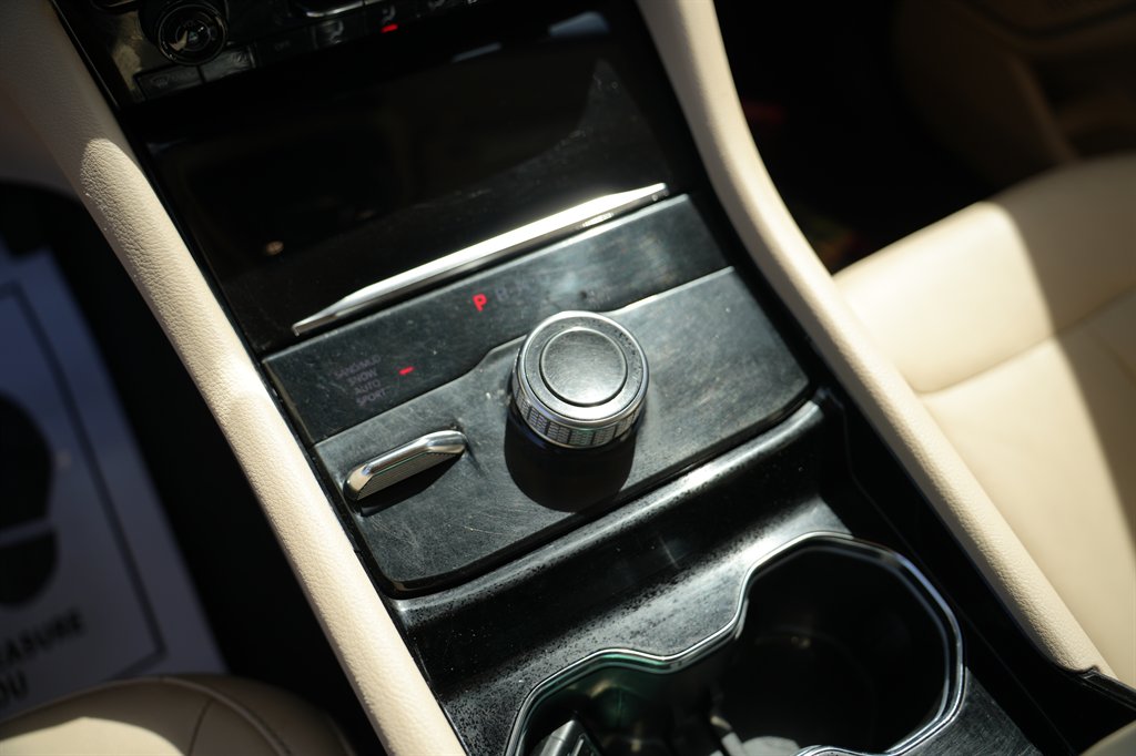 2021 Jeep Cherokee - $24,900