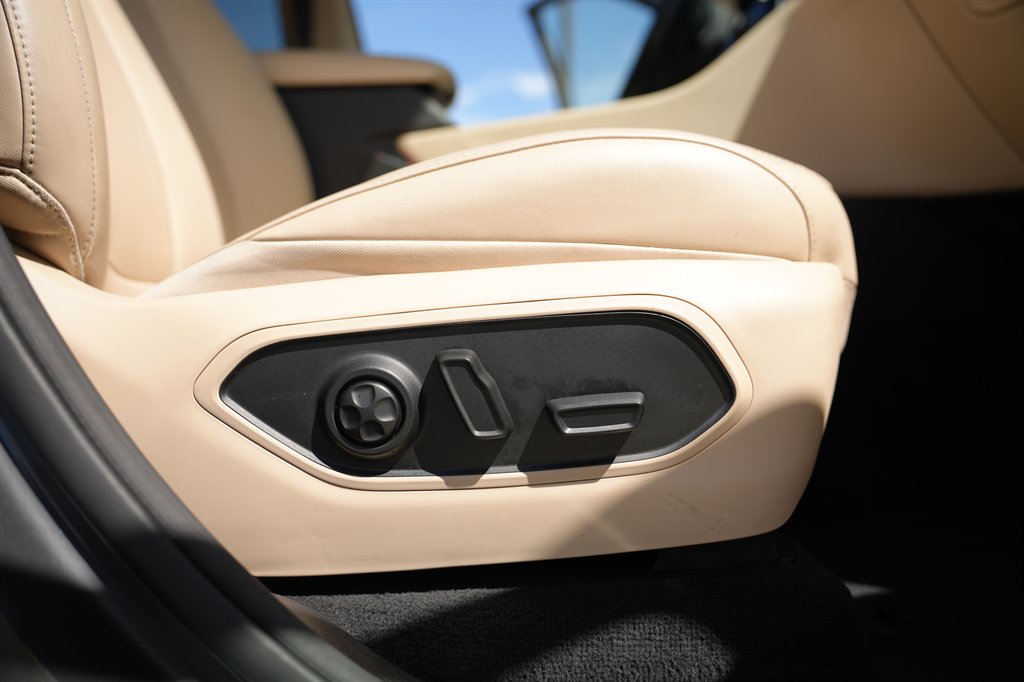 2021 Jeep Cherokee - $24,900