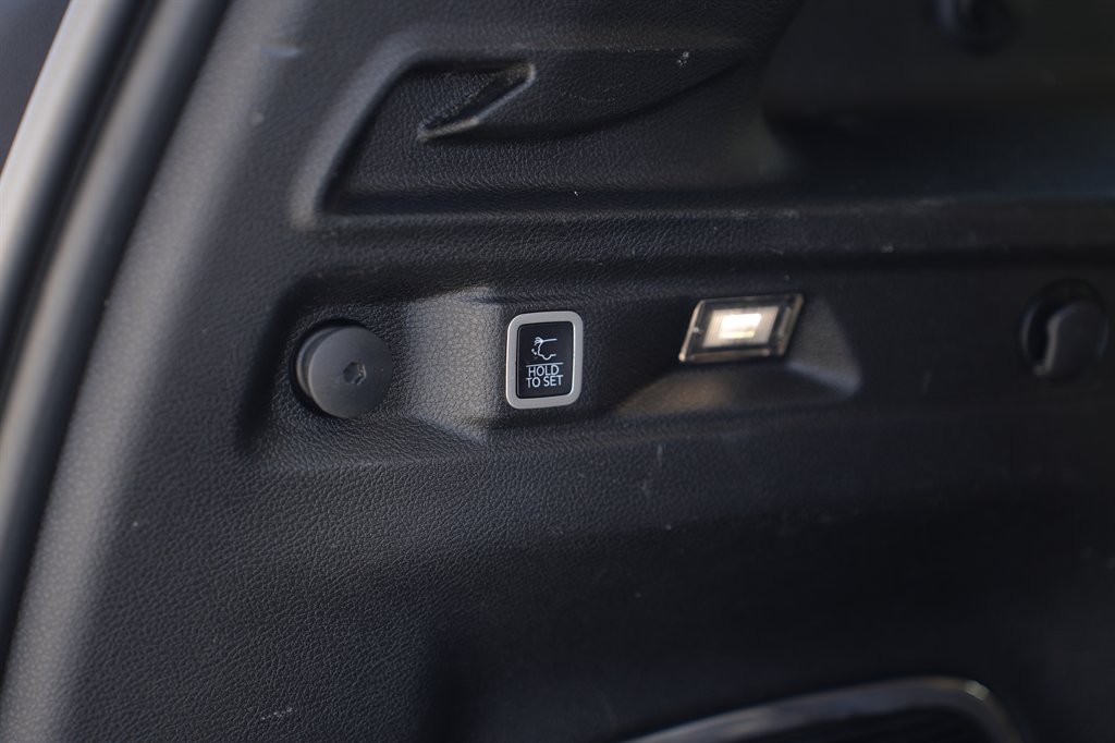 2021 Jeep Cherokee - $24,900