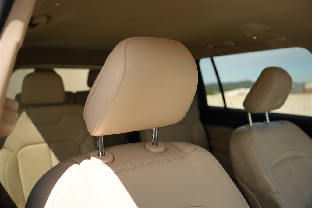 2021 Jeep Cherokee - $24,900