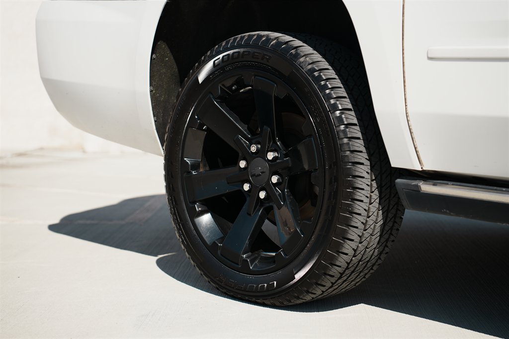 2016 Chevrolet Suburban - $18,900