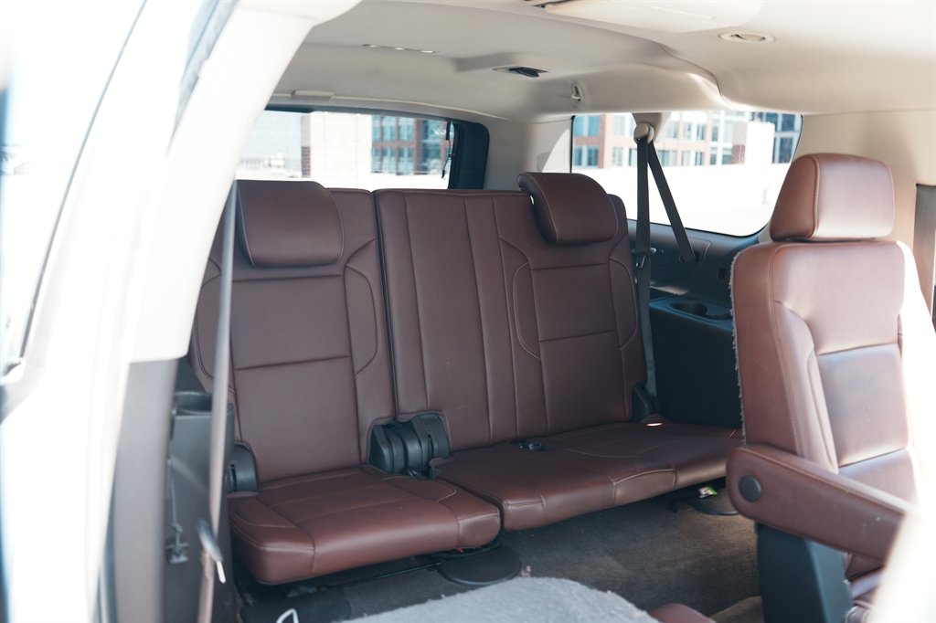 2016 Chevrolet Suburban - $18,900