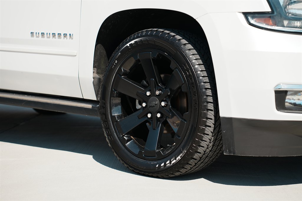 2016 Chevrolet Suburban - $18,900