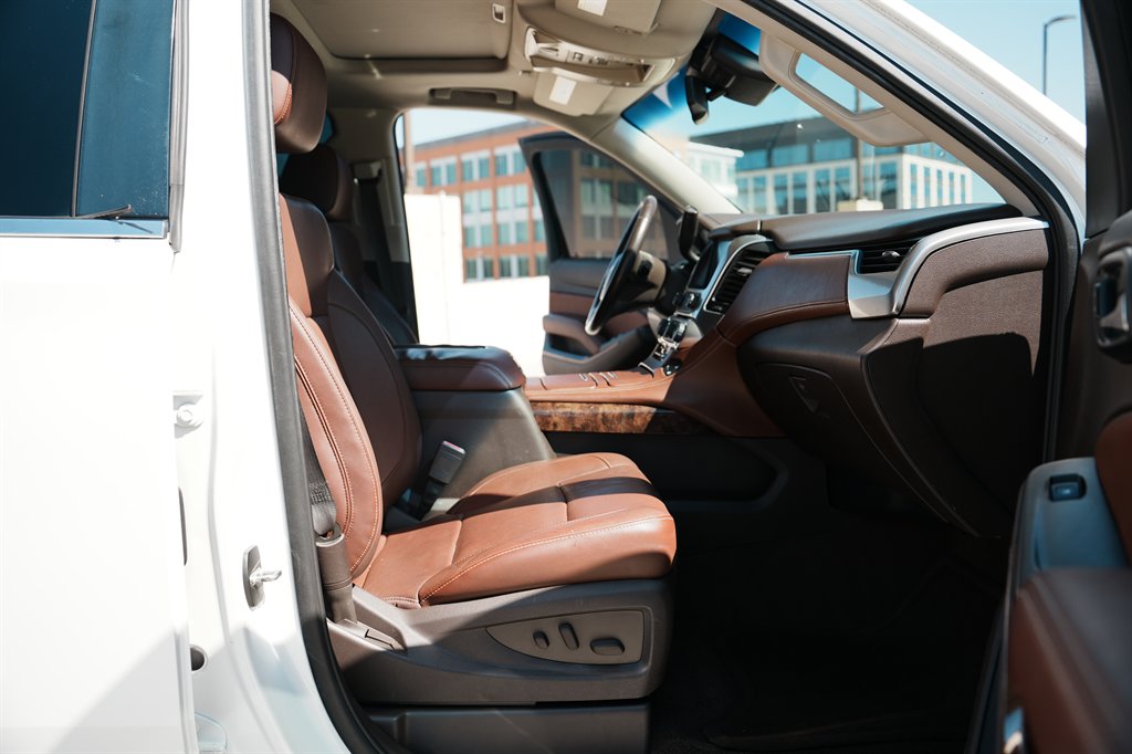 2016 Chevrolet Suburban - $18,900