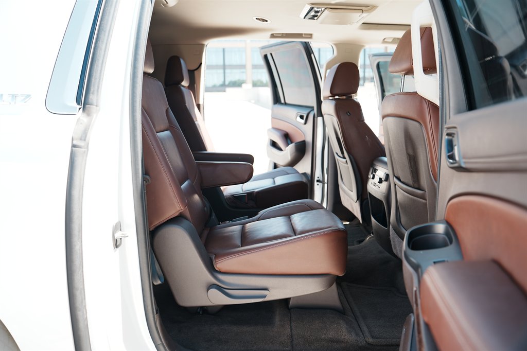 2016 Chevrolet Suburban - $18,900