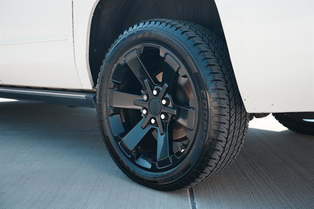 2016 Chevrolet Suburban - $18,900