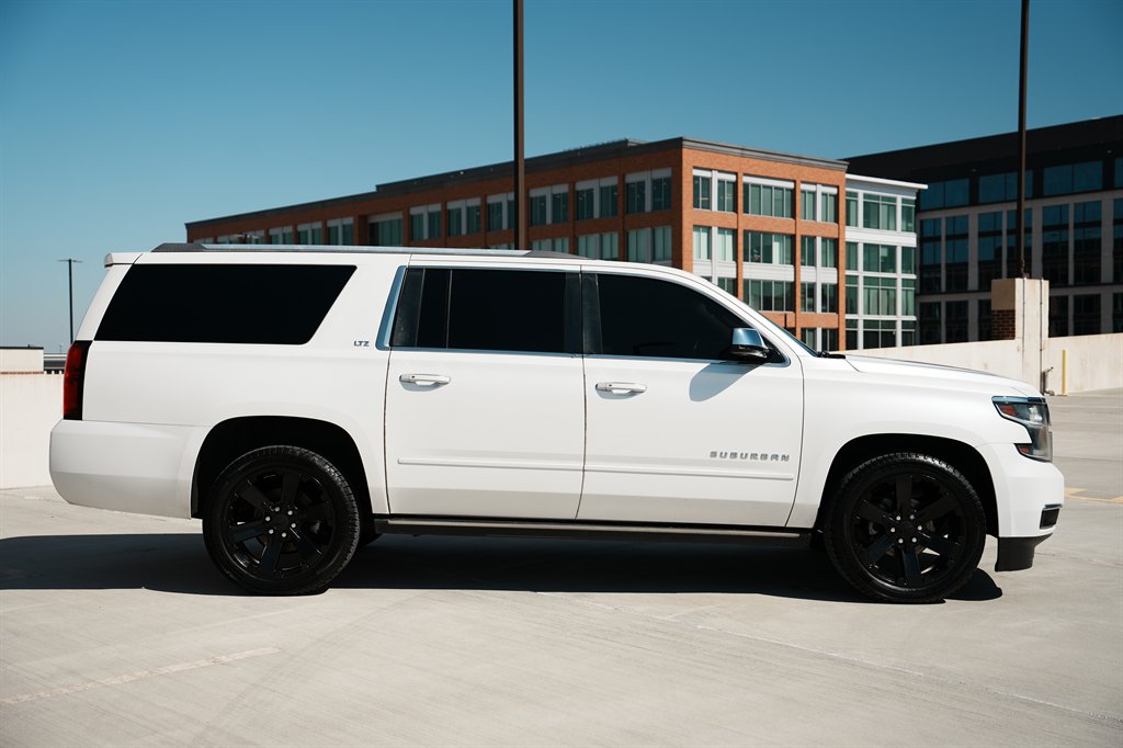 2016 Chevrolet Suburban - $18,900