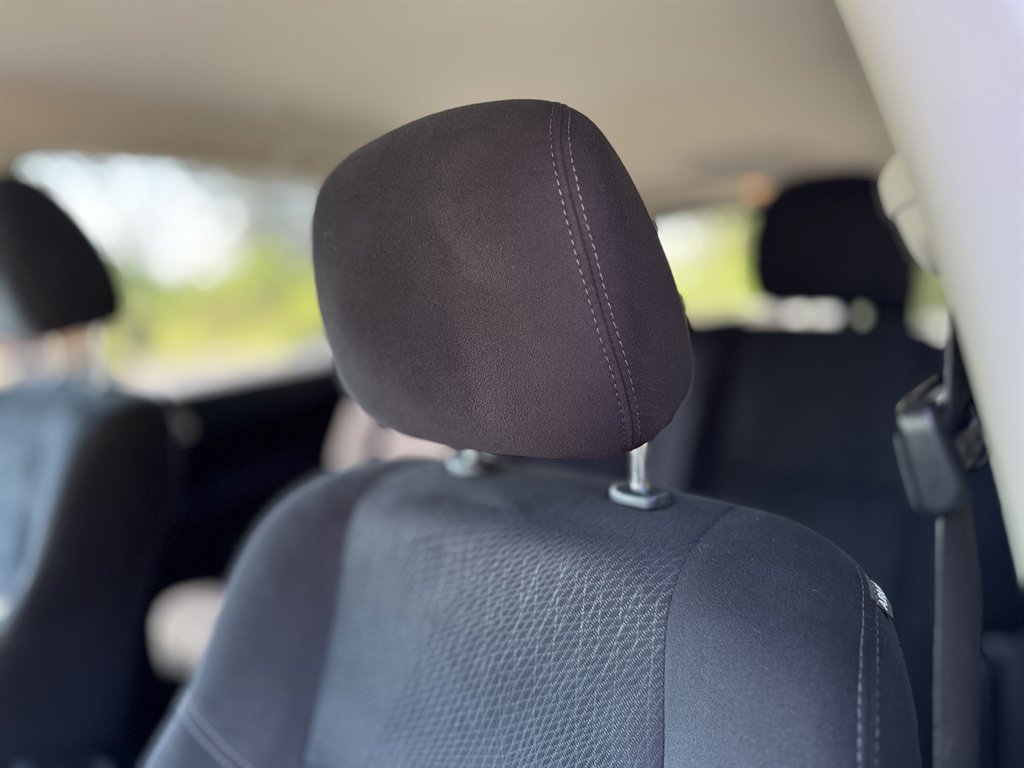 2014 Nissan Pathfinder S photo