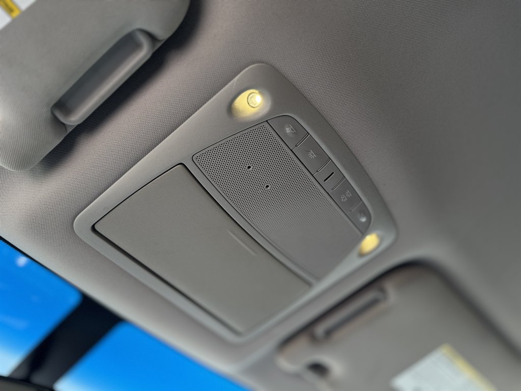 2014 Nissan Pathfinder S photo