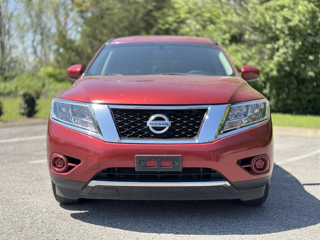 2014 Nissan Pathfinder S photo