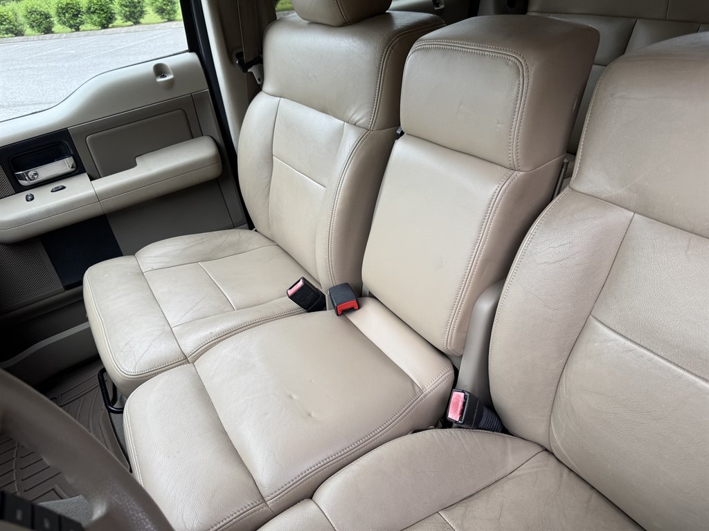 2005 Ford F-150 XLT photo