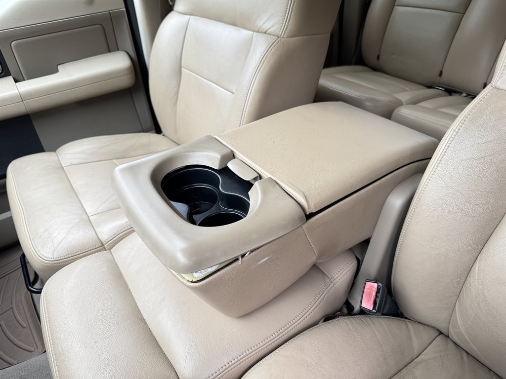 2005 Ford F-150 XLT photo