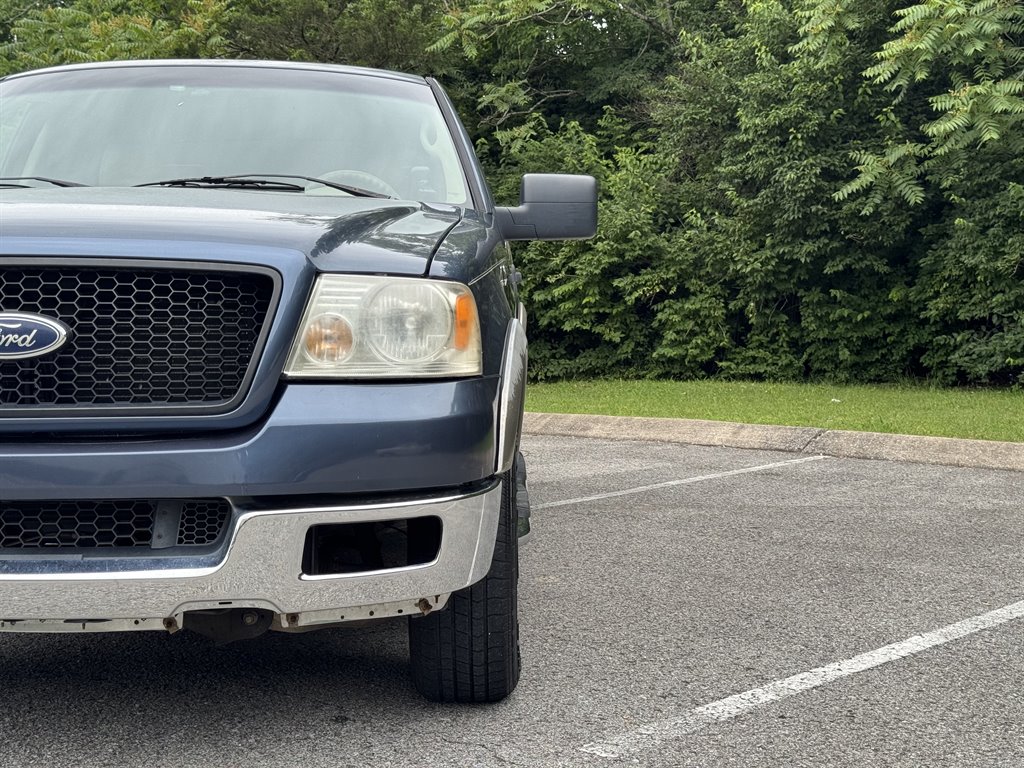 2005 Ford F-150 XLT photo