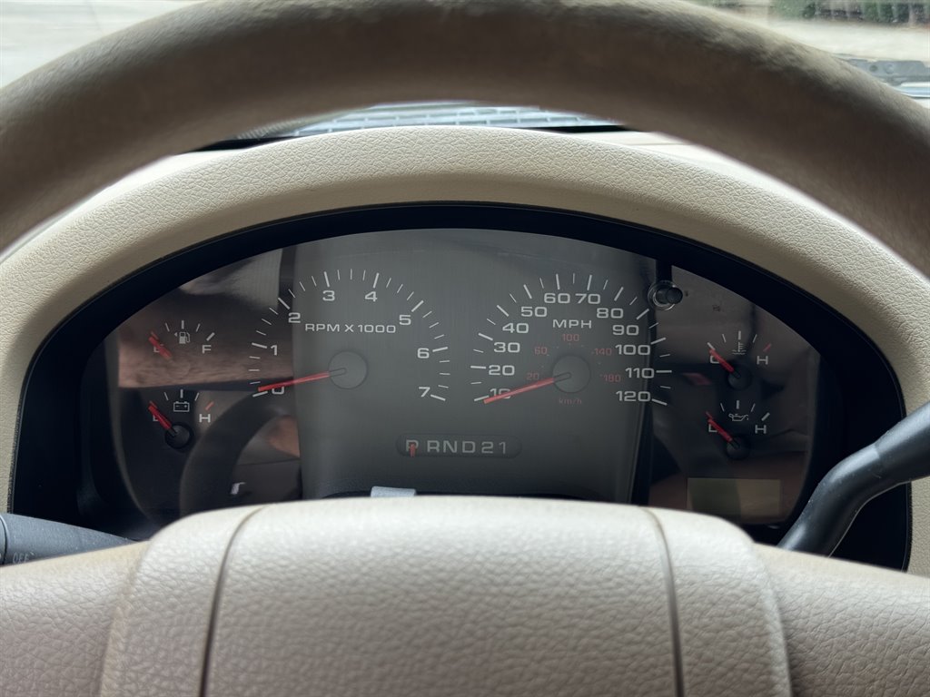 2005 Ford F-150 XLT photo