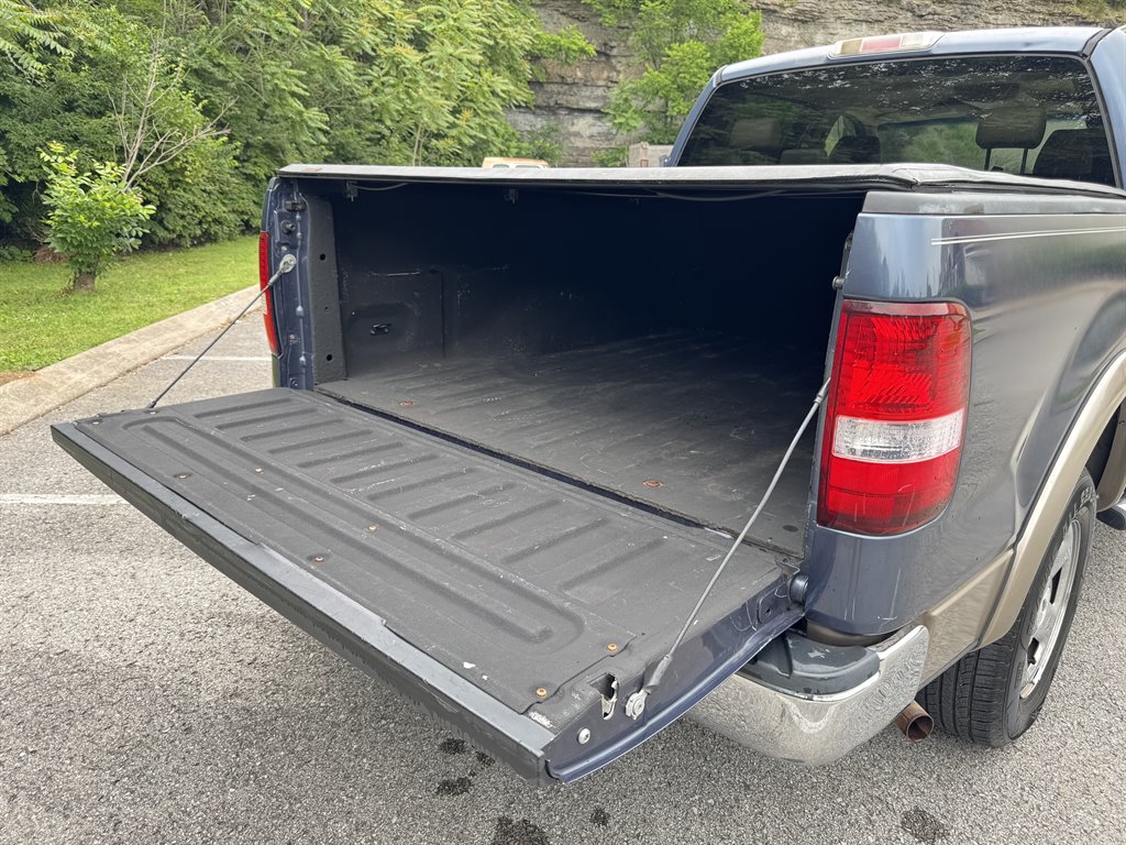 2005 Ford F-150 XLT photo