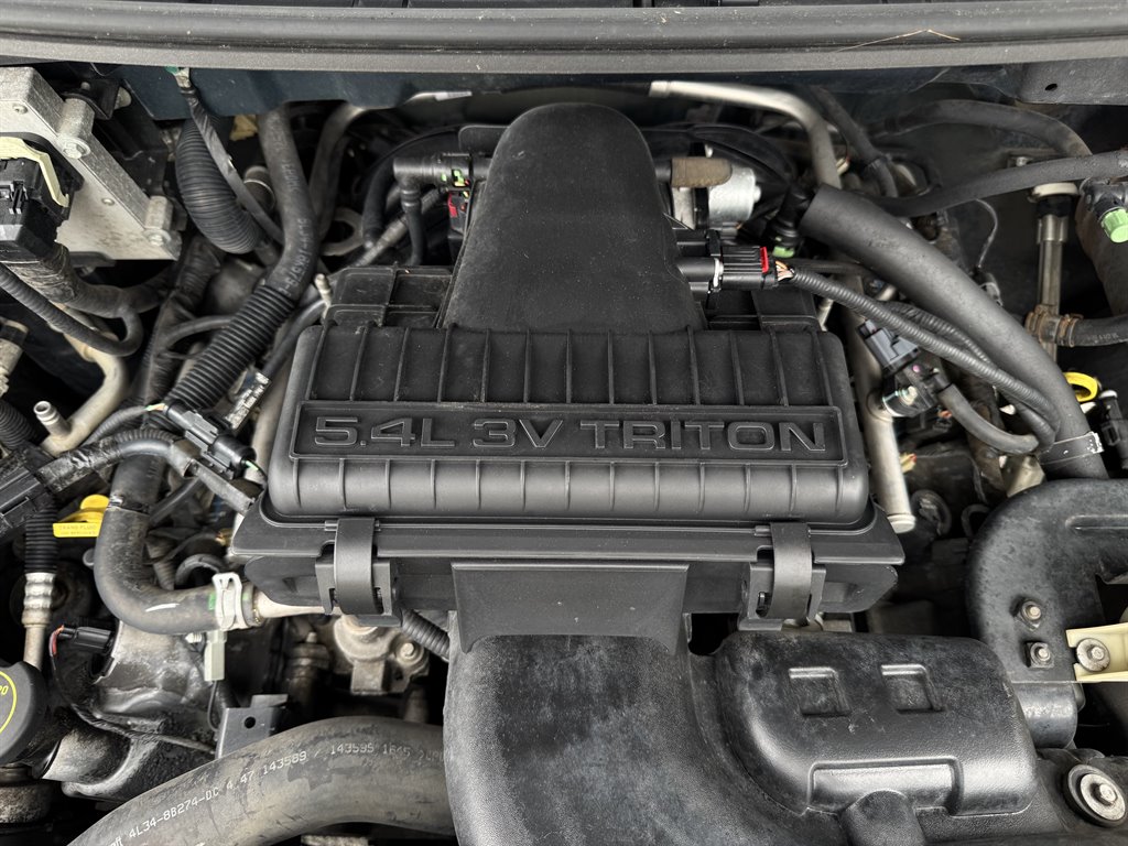 2005 Ford F-150 XLT photo
