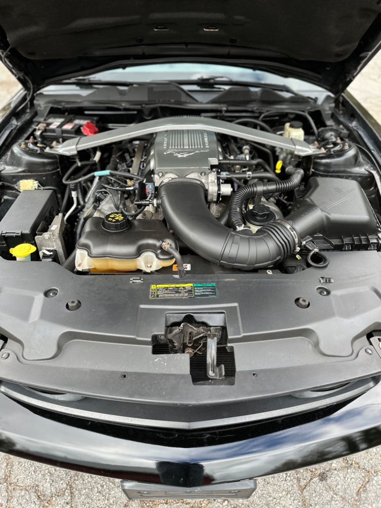 2010 Ford Mustang GT photo
