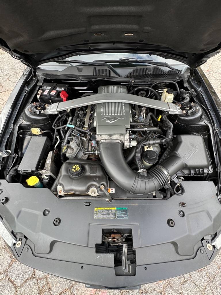 2010 Ford Mustang GT photo