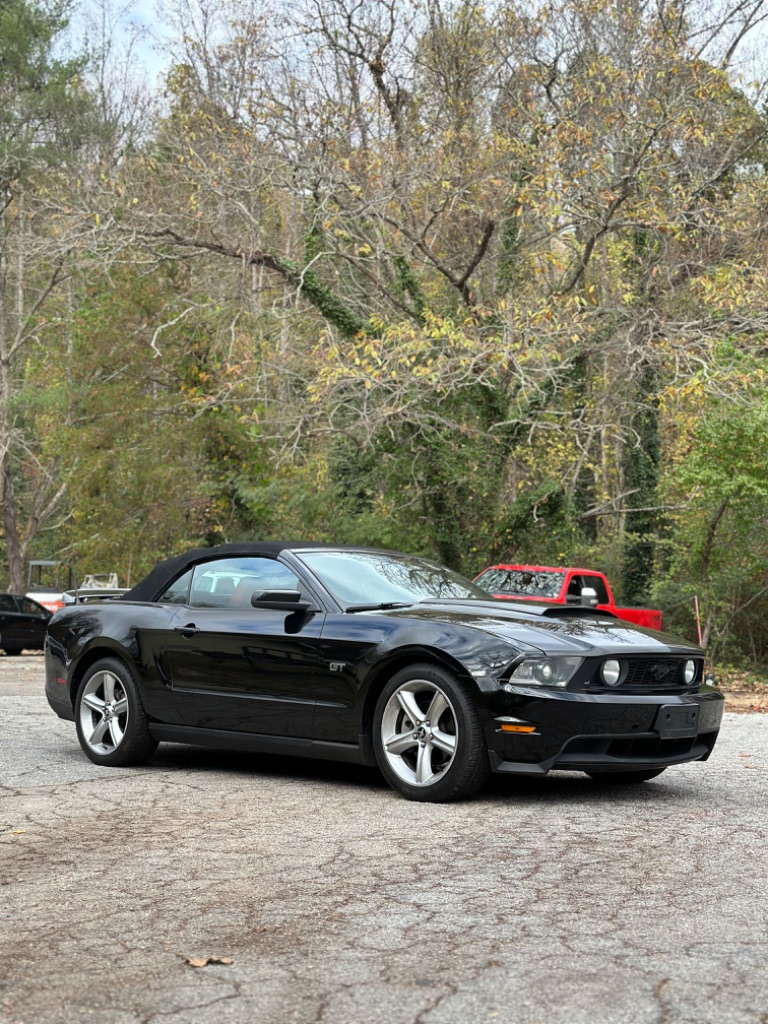 2010 Ford Mustang GT photo