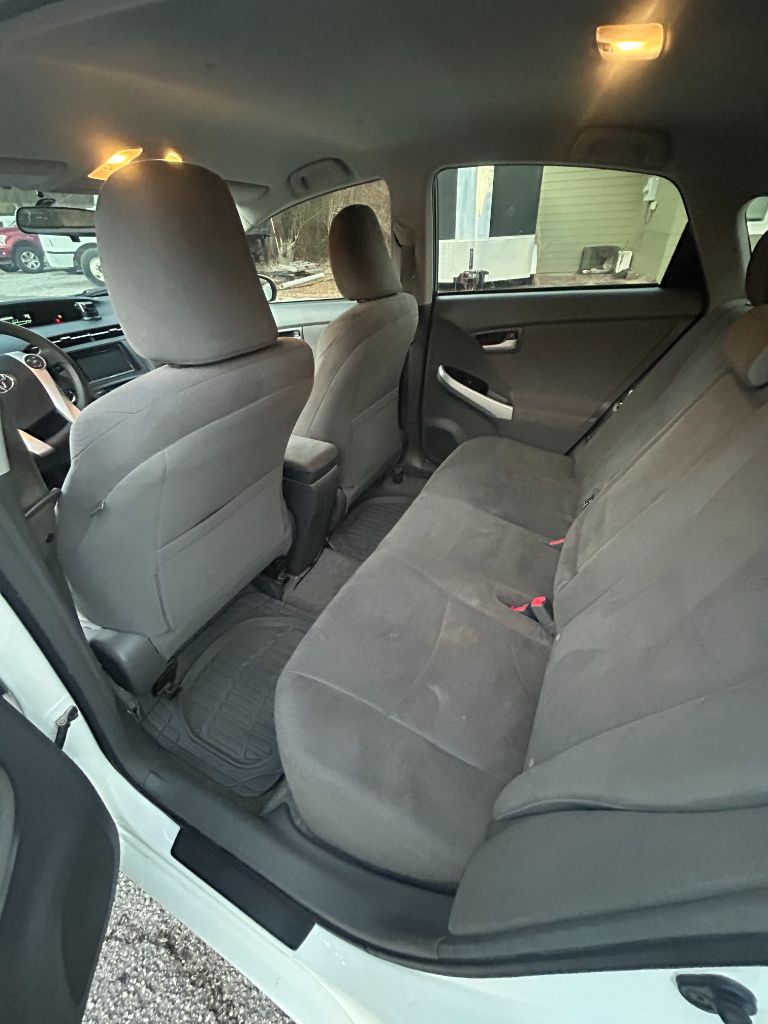 2011 Toyota Prius I photo