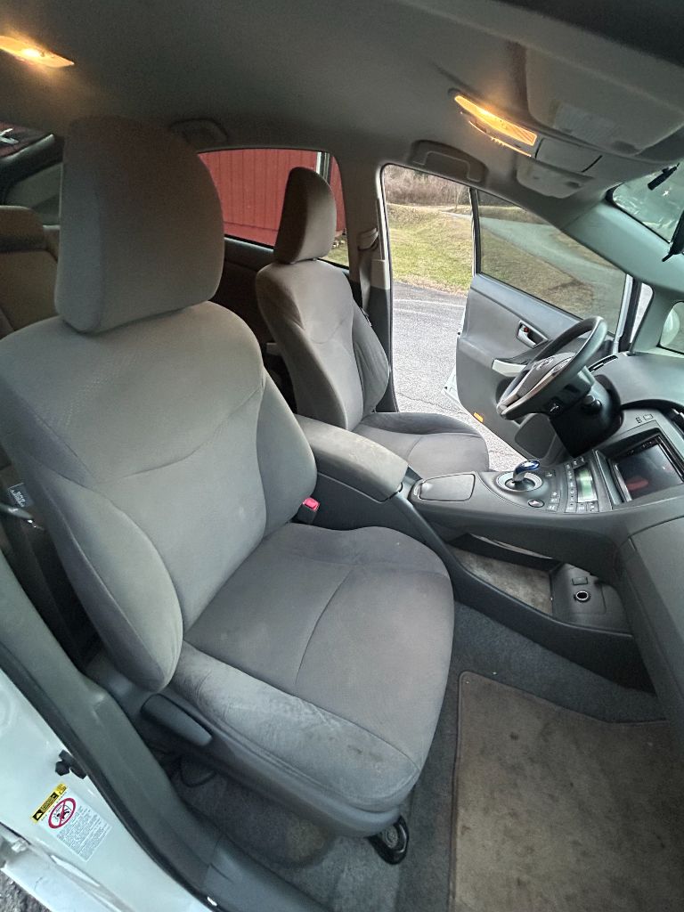 2011 Toyota Prius I photo