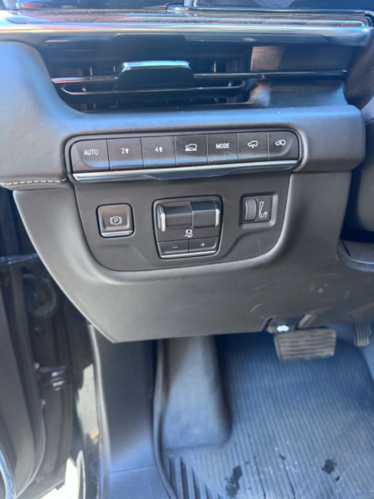 2022 Cadillac Escalade - $78,500
