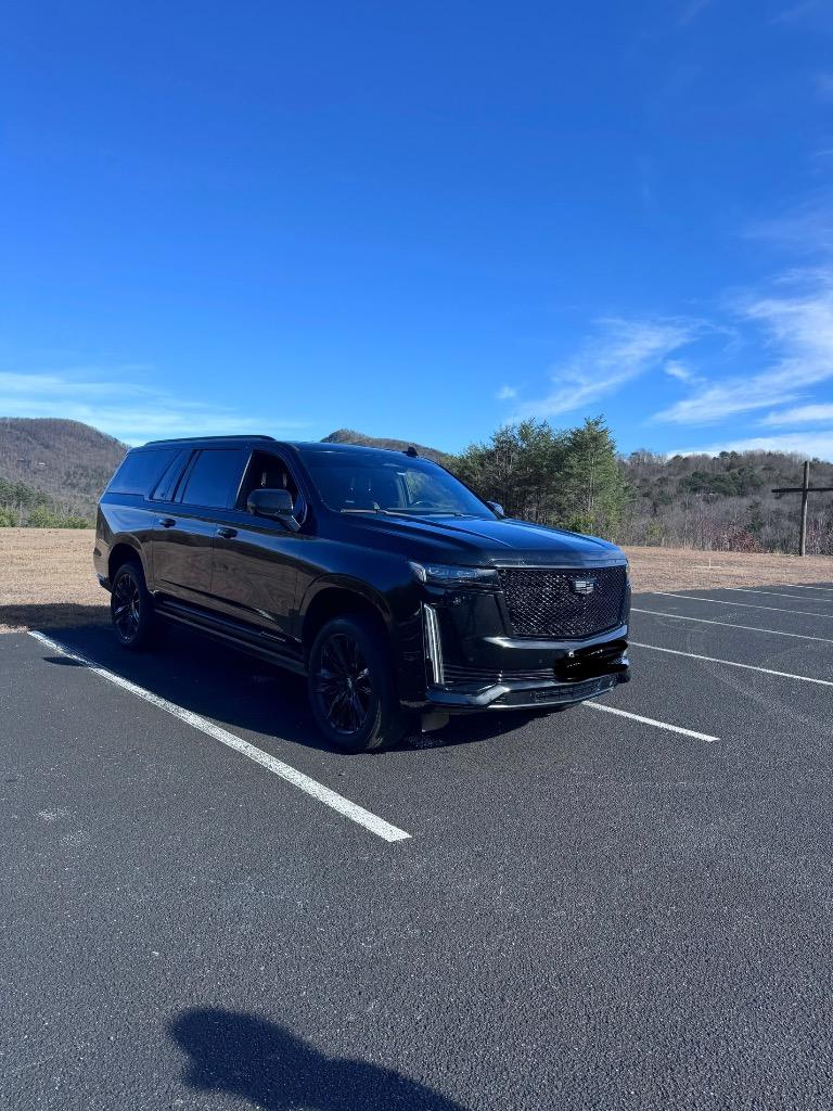 2022 Cadillac Escalade - $78,500