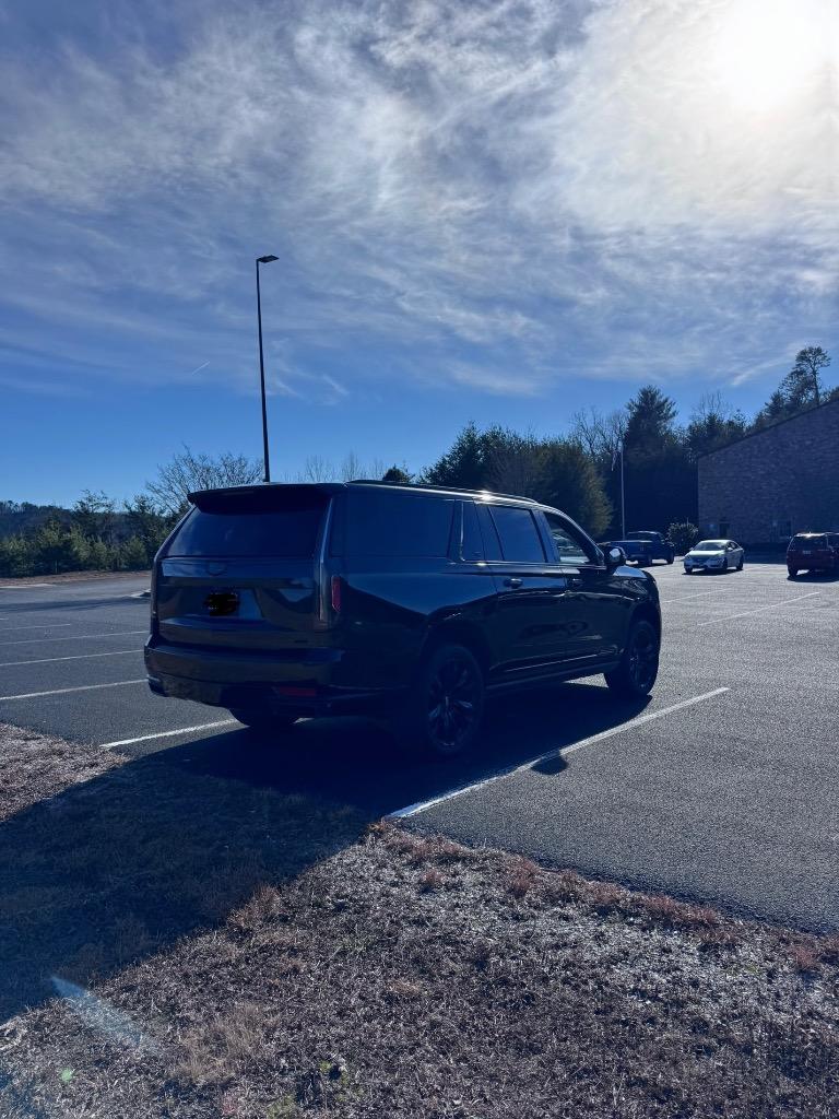 2022 Cadillac Escalade - $78,500