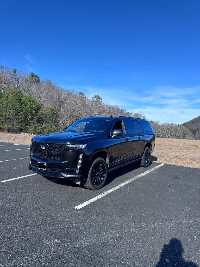 2022 Cadillac Escalade - $78,500