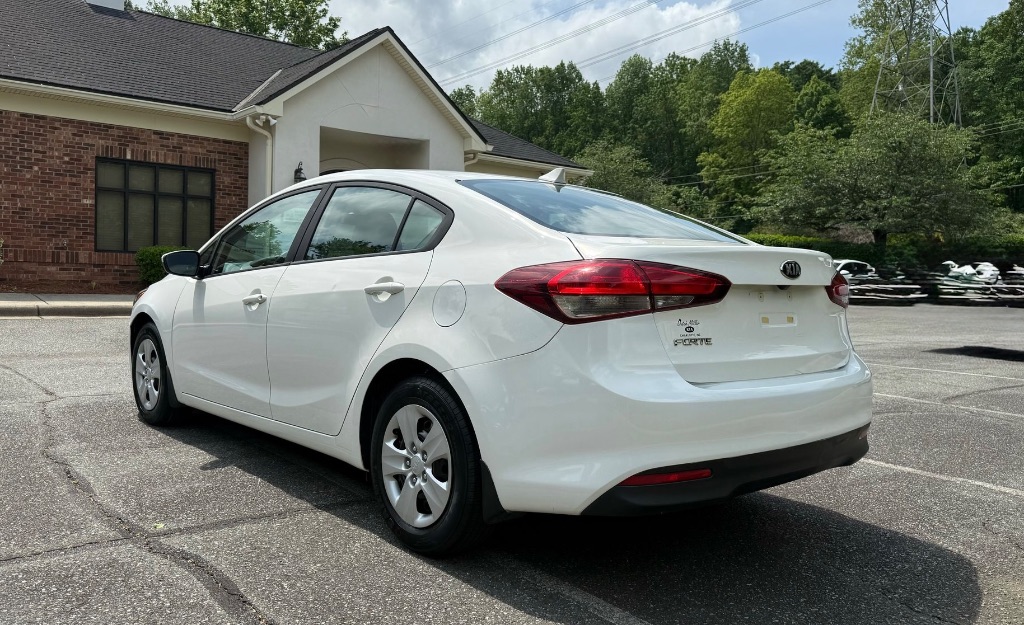 2018 Kia Forte LX photo