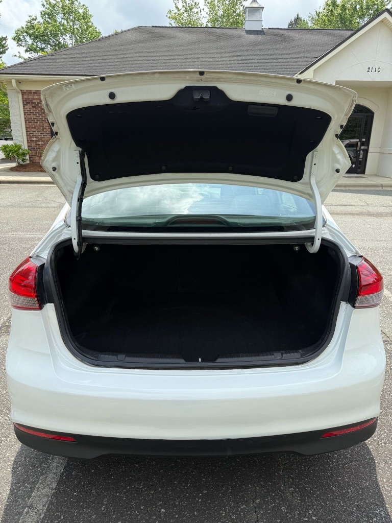 2018 Kia Forte LX photo