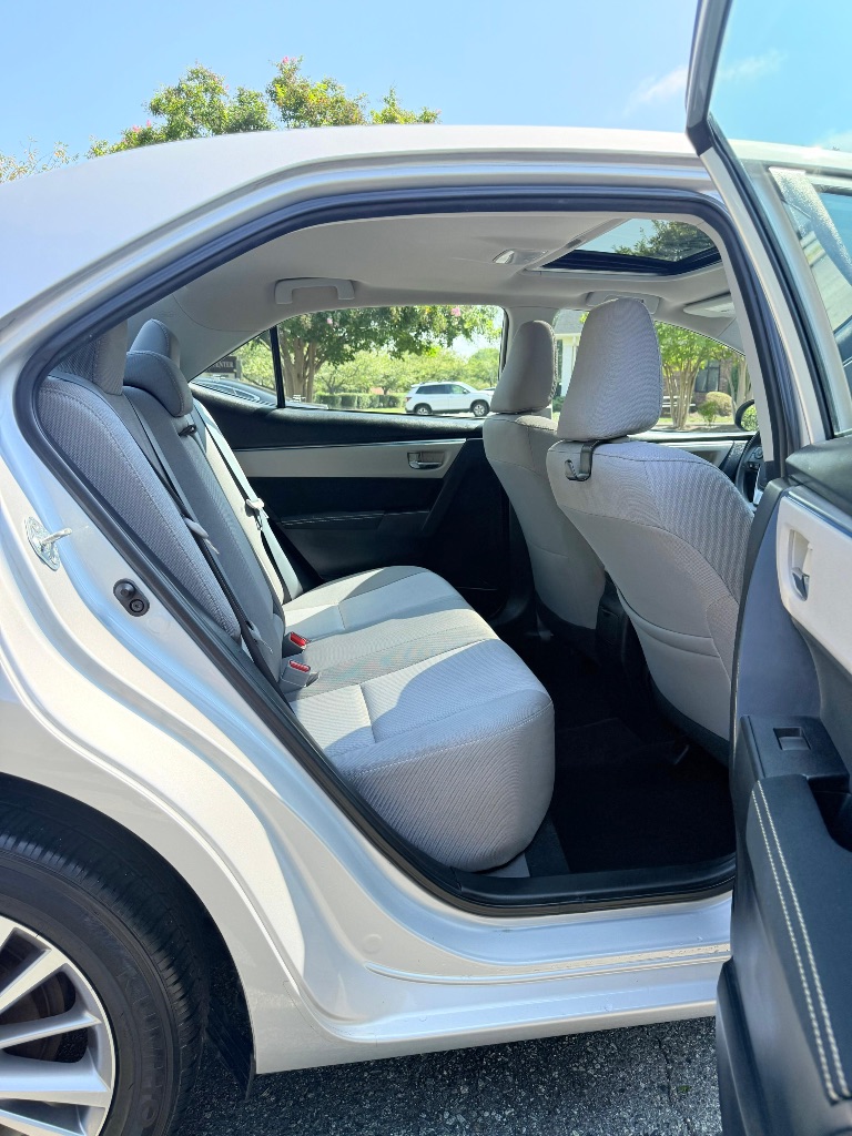 2015 Toyota Corolla - $12,799