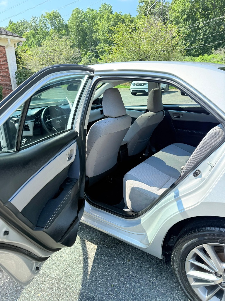 2015 Toyota Corolla - $12,799