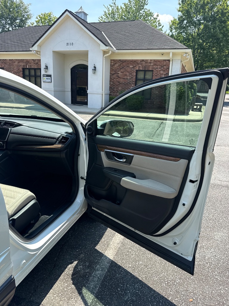 2017 Honda CR-V - $14,999