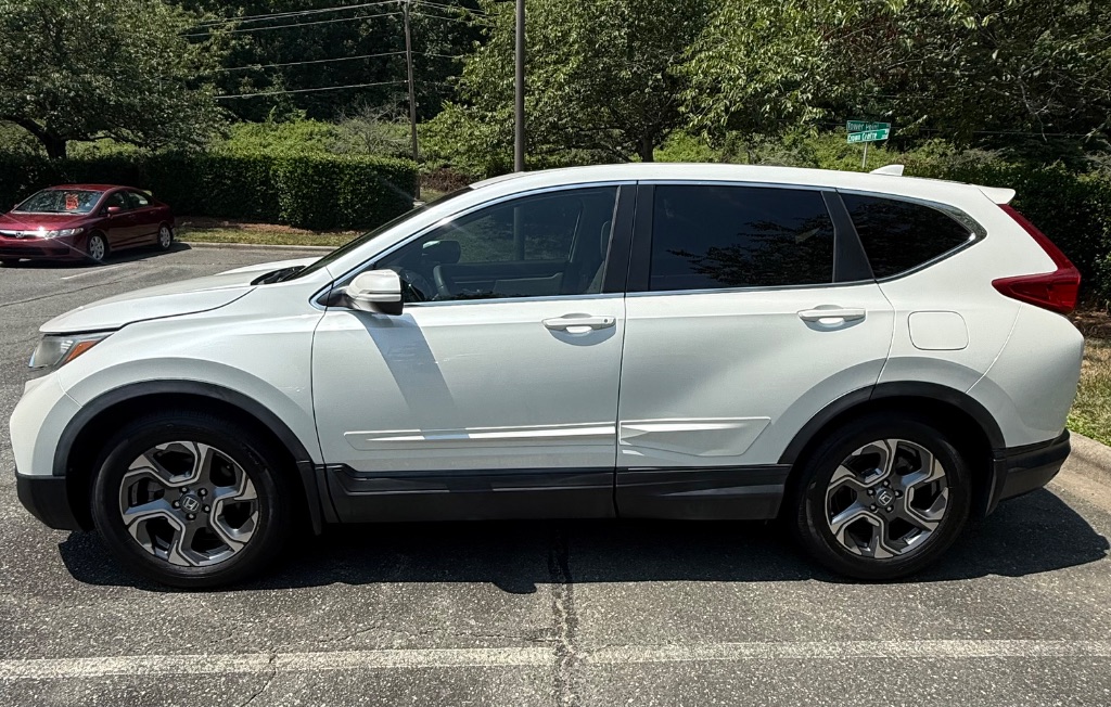2017 Honda CR-V - $14,999