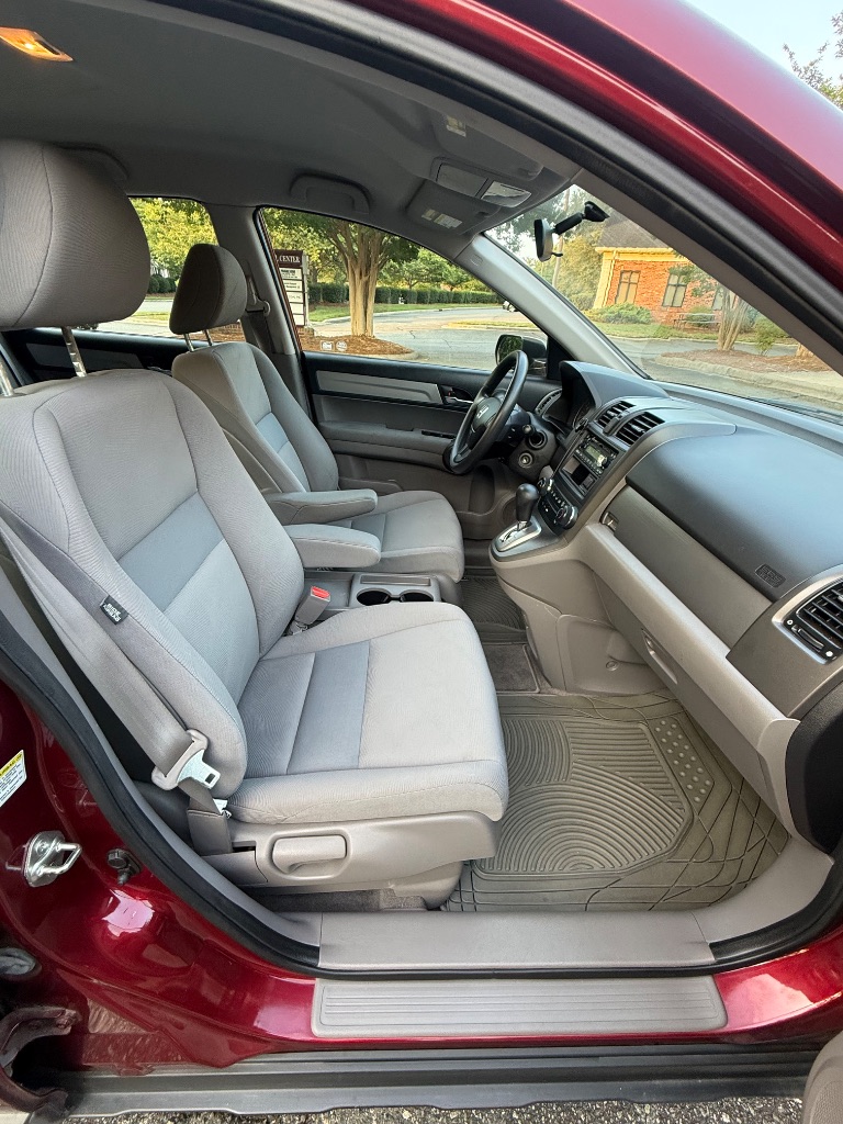 2011 Honda CR-V - $8,499