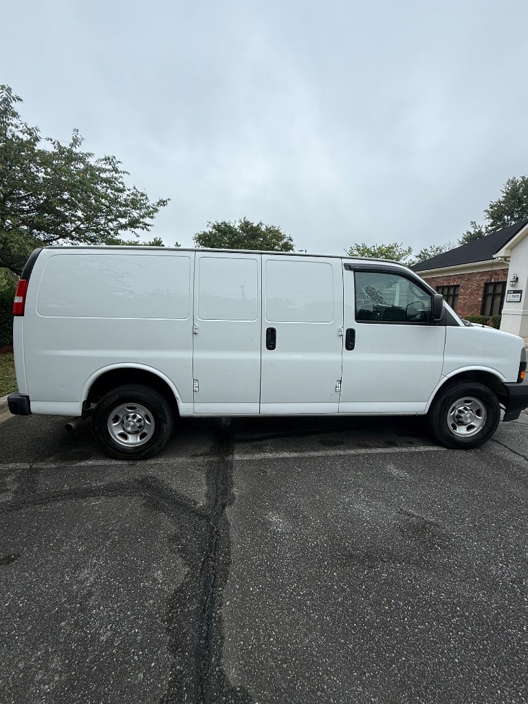 2021 Chevrolet Express - $18,999