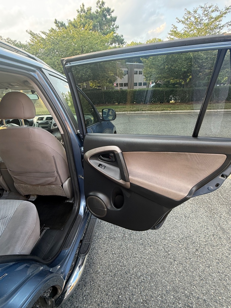 2007 Toyota RAV4 - $6,999