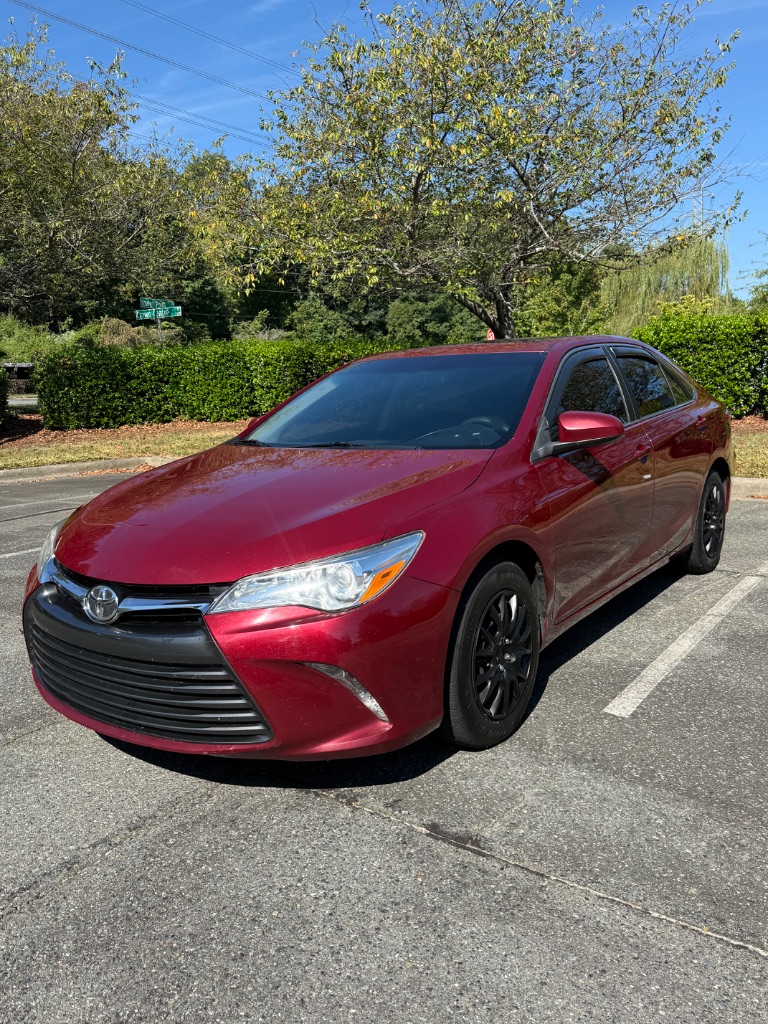 2017 Toyota Camry - $13,499