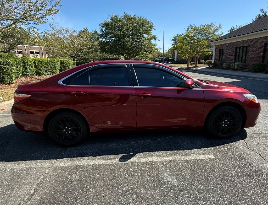 2017 Toyota Camry - $13,499