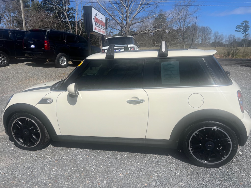 2013 MINI Cooper photo