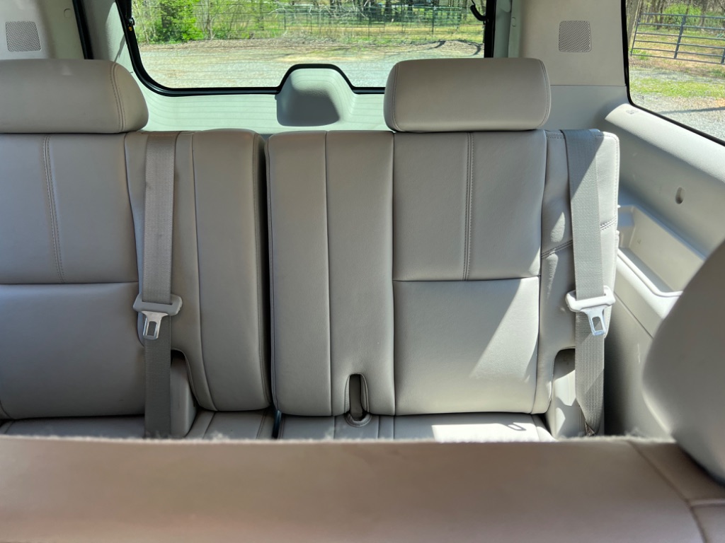 2012 Chevrolet Suburban LT 1500 photo