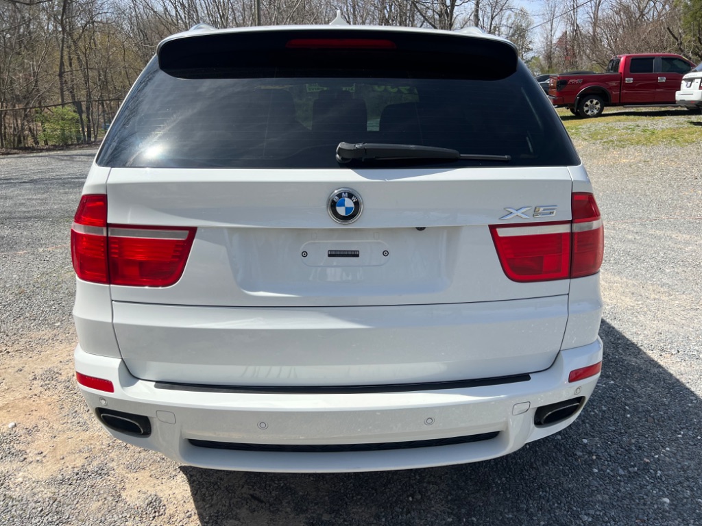 2010 BMW X5 xDrive48i photo